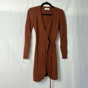 Abercrombie Soft AF Wrap, sweater dress. size XS. Like new